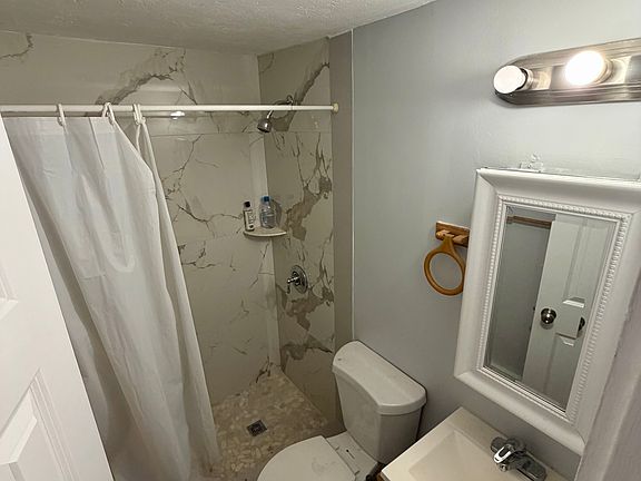 2nd image of 590 Beacon St #1B