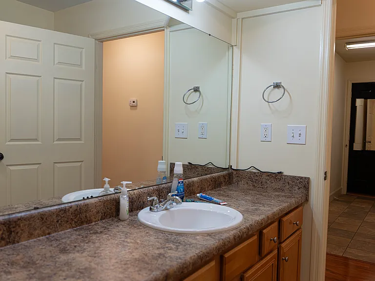 4369 Sullivan St #B — Photo 9