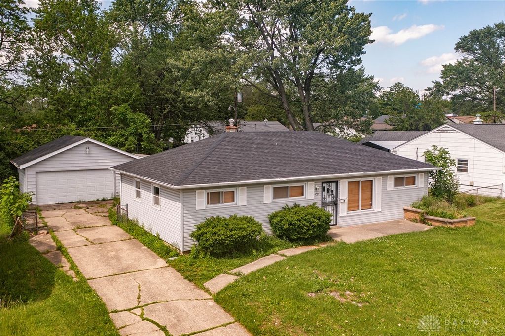 Real estate listing image