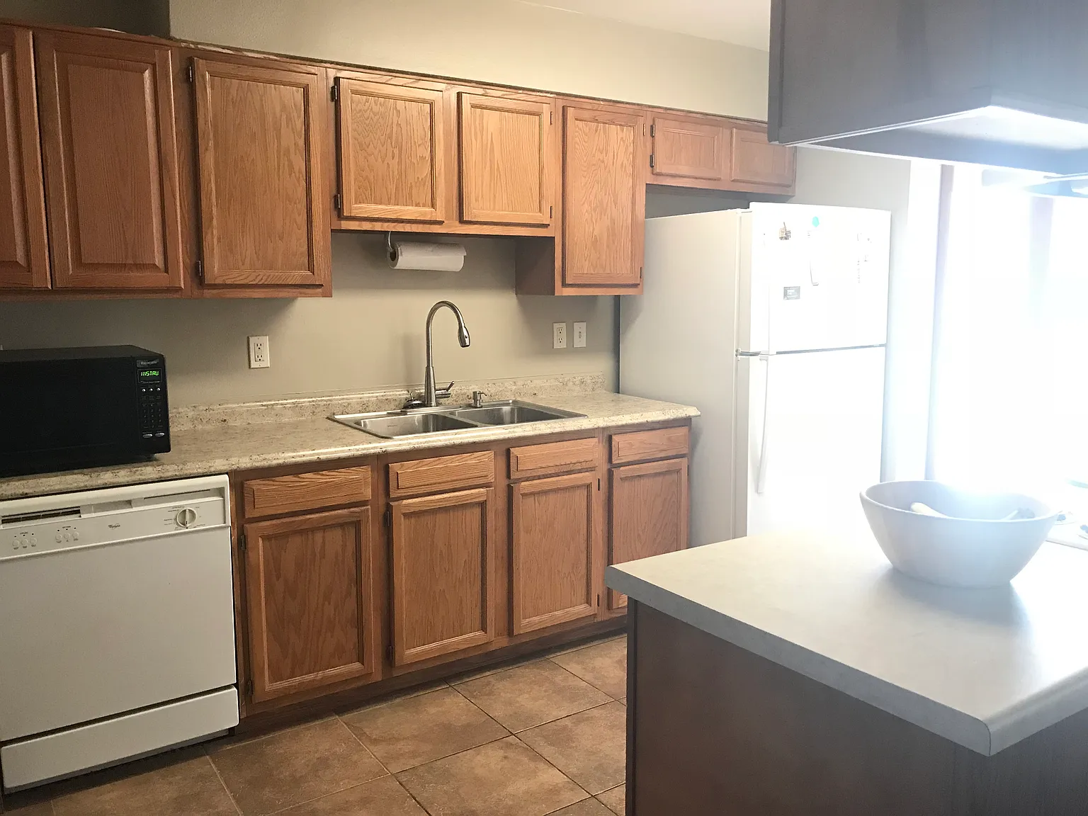 4 bed, 1344 sqft, $2,699 — Photo 4