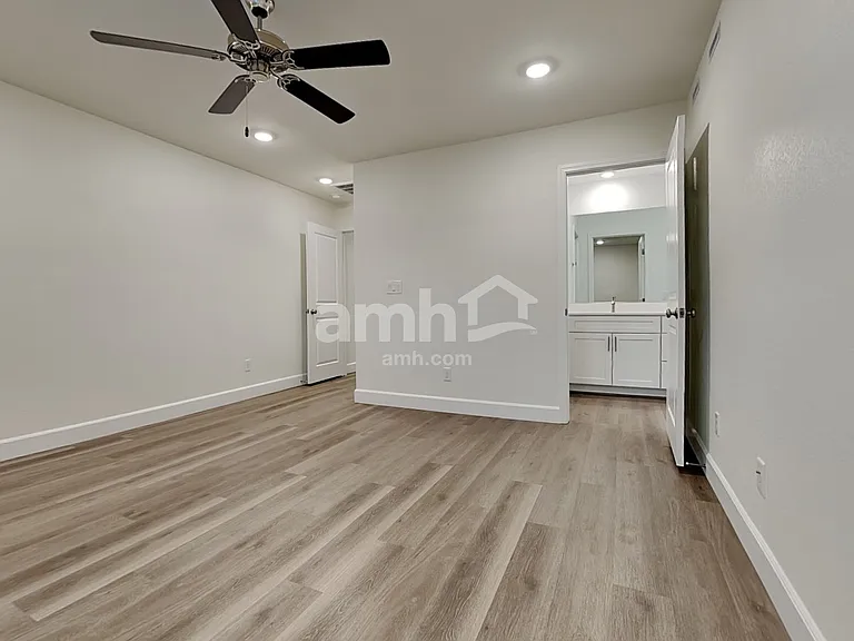 10375 Medusita St — Photo 10