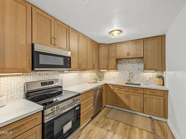 1006 E WELDON Avenue, Phoenix, AZ 85014