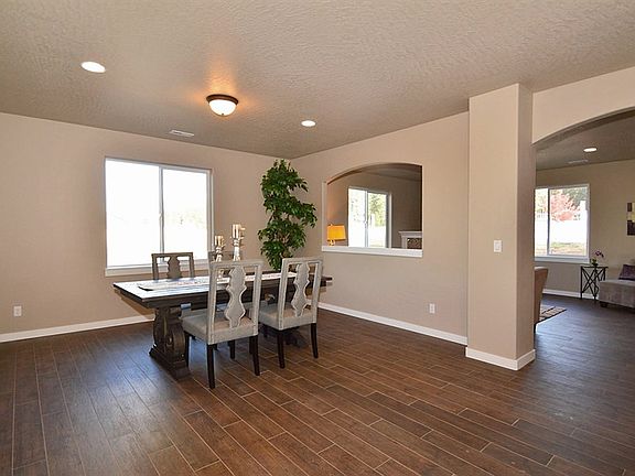 4th image of 4805 S Coyote Creek Ln