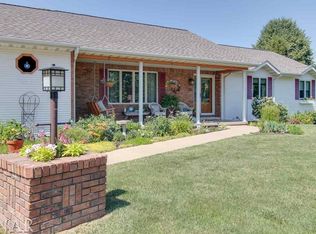 213 N Darnall Dr, Minier, IL