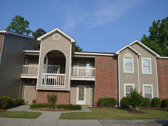 Parking directly in front of the Apartment
