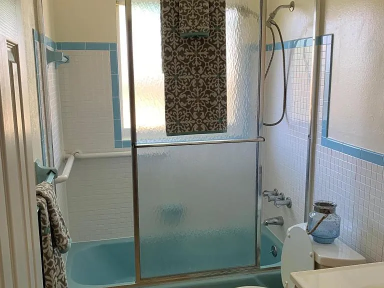 530 Allen Dr — Photo 12