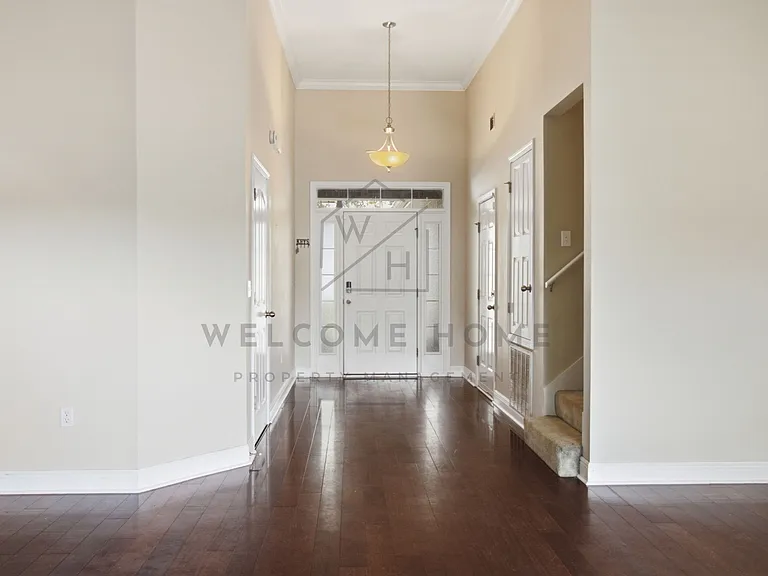 734 Lime Ln — Photo 6