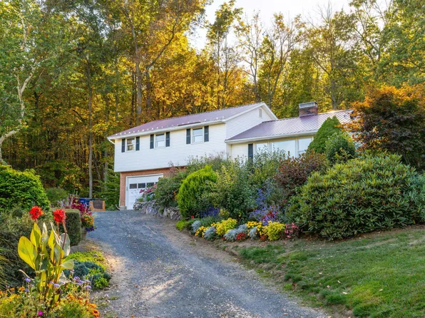 9 Mountain Road, Granby, CT 06060