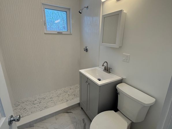 21-23 Hillside St #21