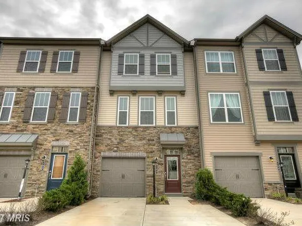 102 Drayman Ln, Stafford, VA 22554