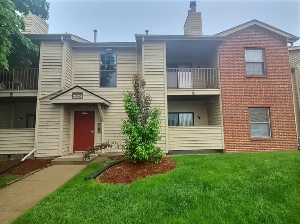 2024 N Rand Rd Unit 107, Palatine, IL 60074