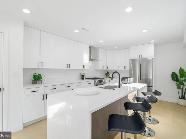 2628-32 Webster St #4, Philadelphia, PA 19146