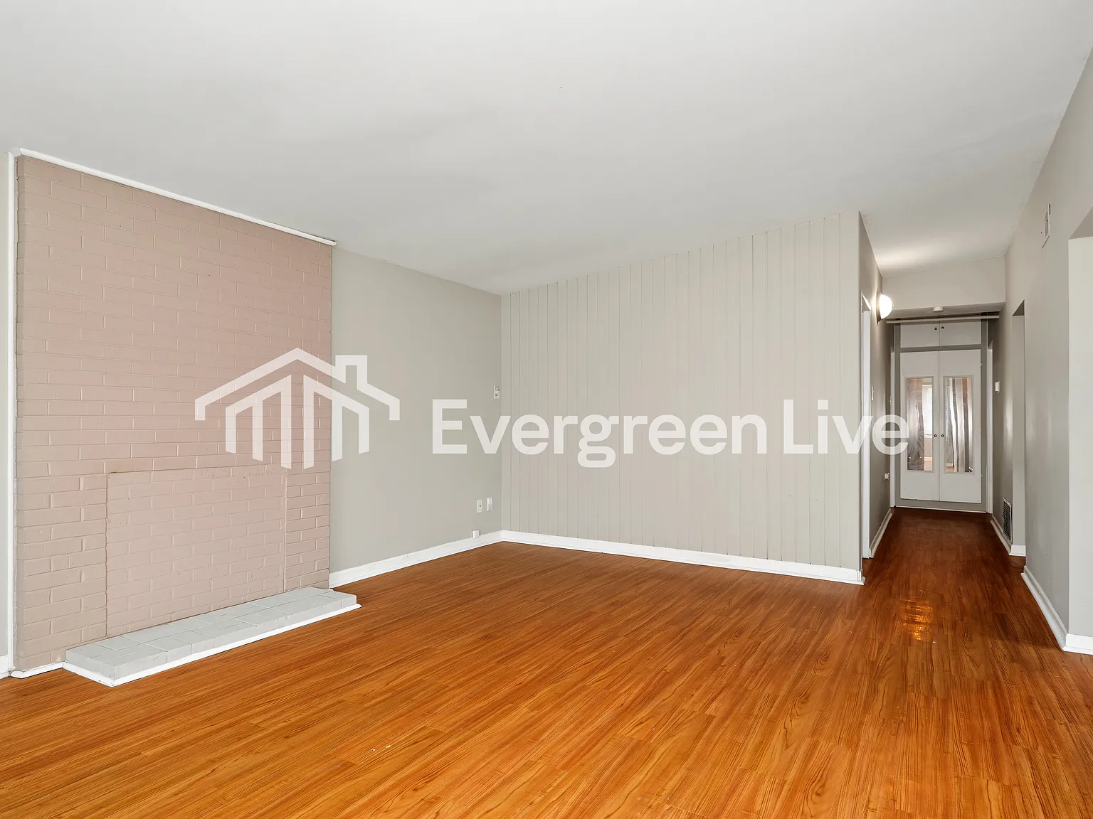 3 bed, 1.0 bath, 1148 sqft, $1,245 — Photo 4