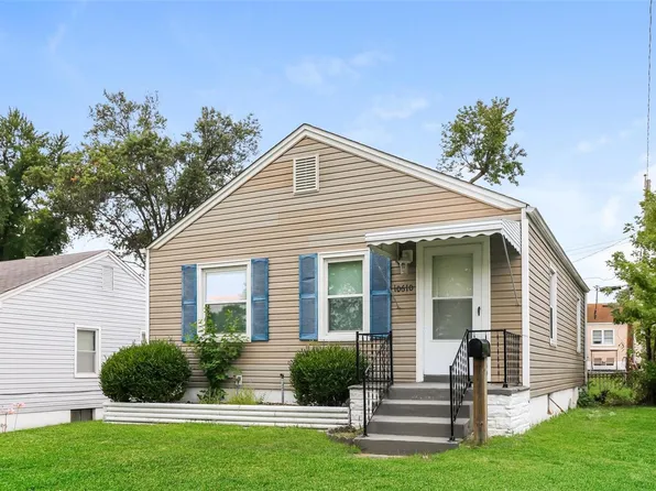 10610 Saint Philip Ln, Saint Ann, MO 63074