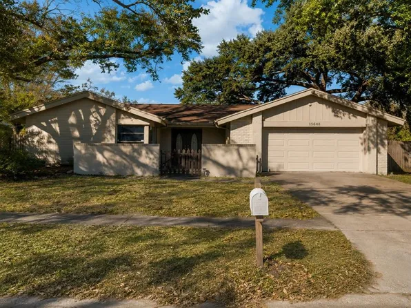 15648 Bear Creek Dr, Tampa, FL 33624