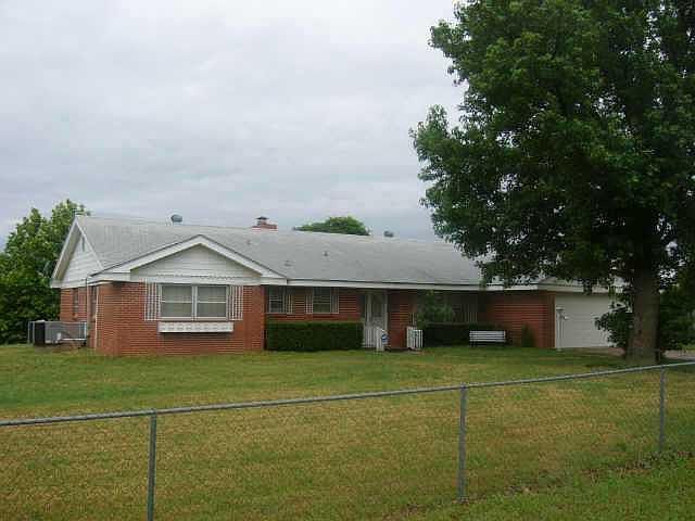 1st image of 5817 N Hilltop Dr