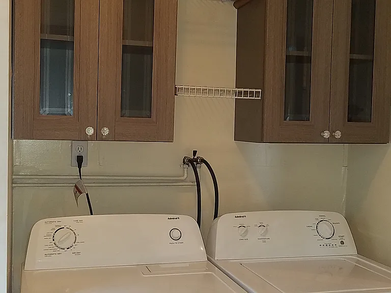 26 1/2 Calvert St — Photo 9