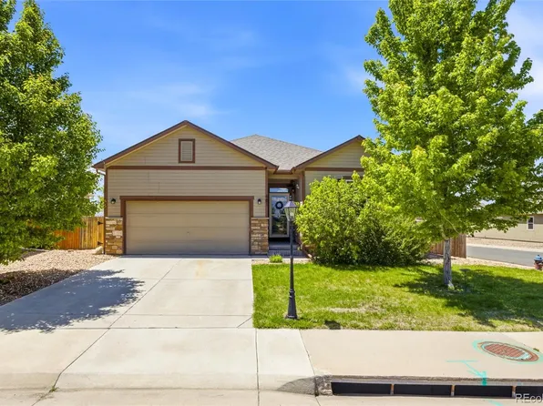 481 Clubhouse Drive, Fort Lupton, CO 80621