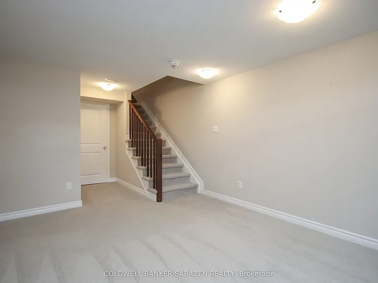 4043 Kelly Farm Dr — Photo 41
