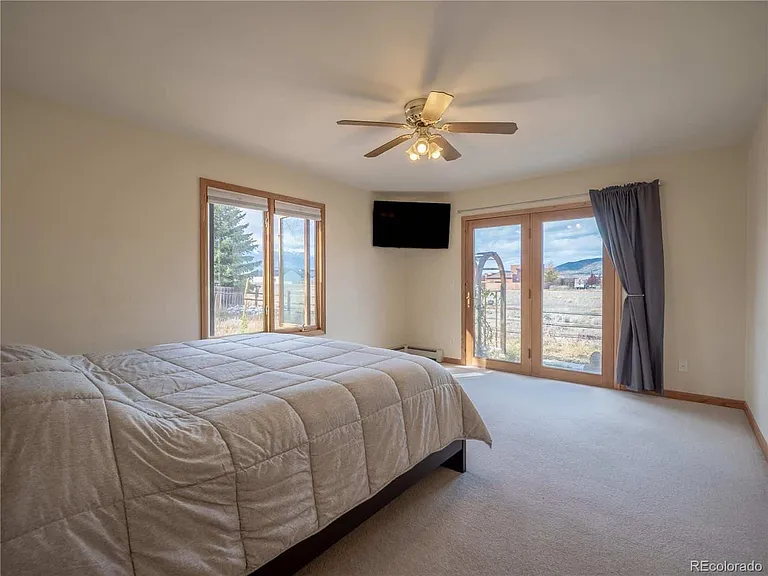 244 Mesa Ct — Photo 20