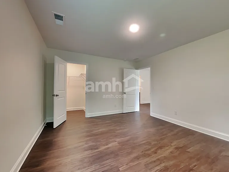 611 Rivermist Dr — Photo 14