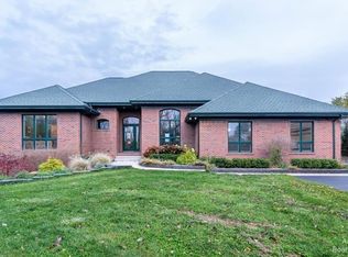 3520 Blue Heron Ct, Ypsilanti, MI 48198