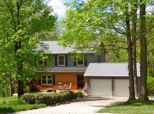 1317 Tower Rd, Little Hocking, OH 45742