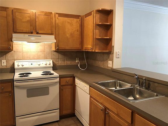3rd image of 4207 S Dale Mabry Hwy Unit 7104