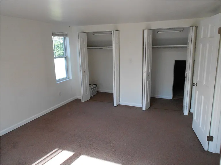 1318 Oakridge Rd — Photo 14