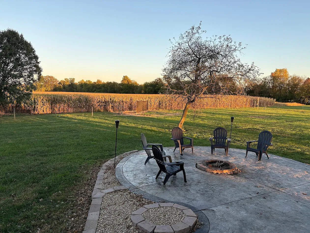 3 bed, 2.5 bath, 2500 sqft, $3,095 — Photo 1
