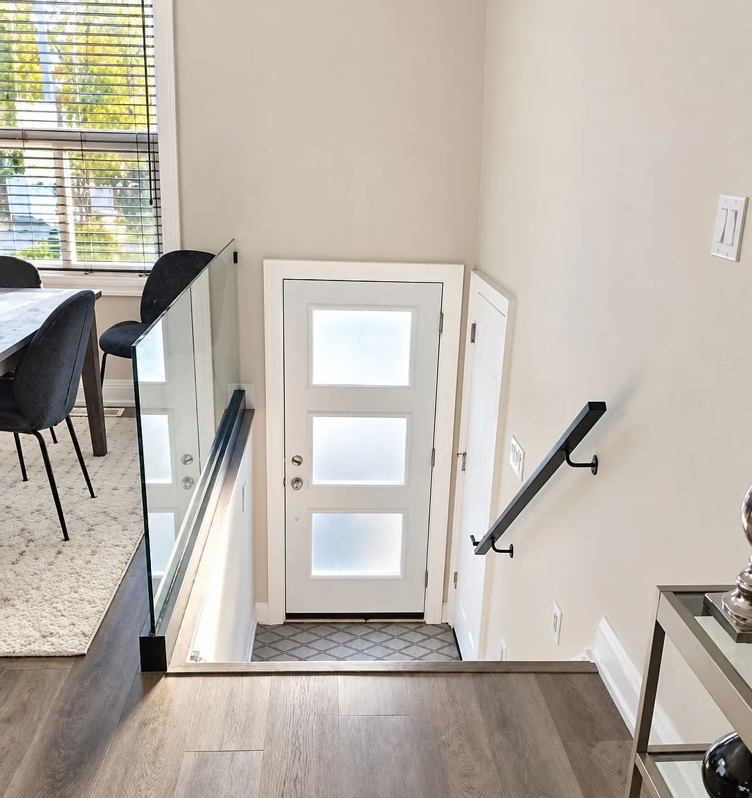 3 bed, $2,800 — Photo 2