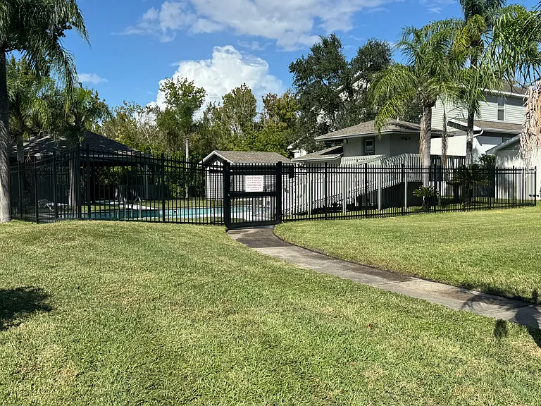 401 E Curlew Pl — Photo 17