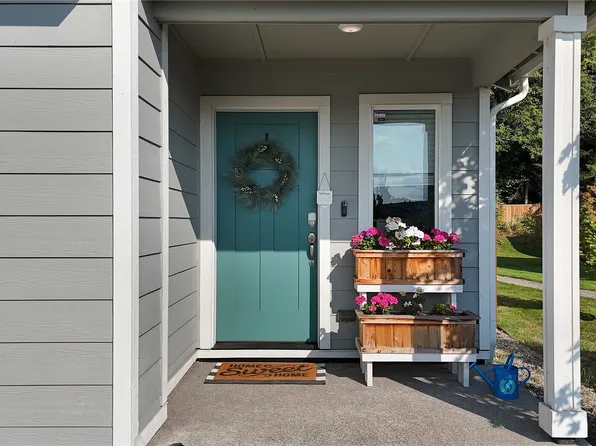9182 Viola Street SE, Tumwater, WA 98501