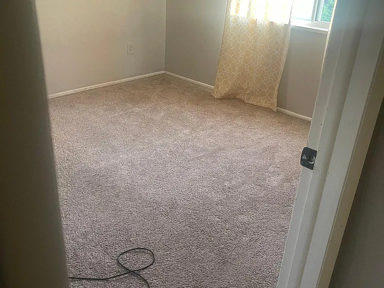1130 Dexter St — Photo 10