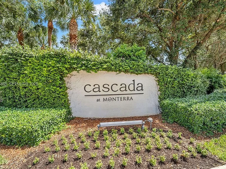 4357 Cascada Cir #4357 — Photo 44