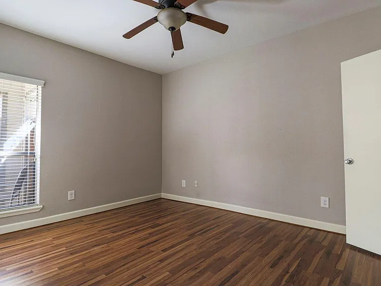 2025 Augusta Dr #1005 — Photo 6
