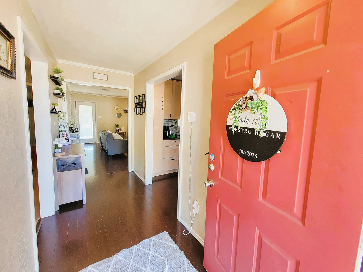 3 bed, 1508 sqft, $1,700 — Photo 2