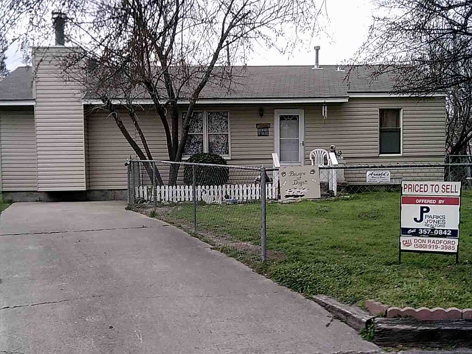 2nd image of 1219 SW 25th Pl