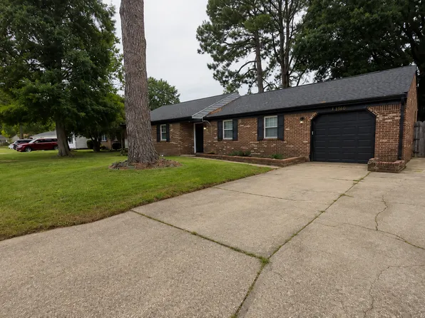 2940 Sir Meliot Dr, Chesapeake, VA 23323