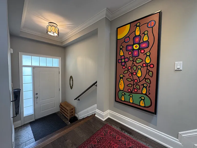 18B Algoma St — Photo 1