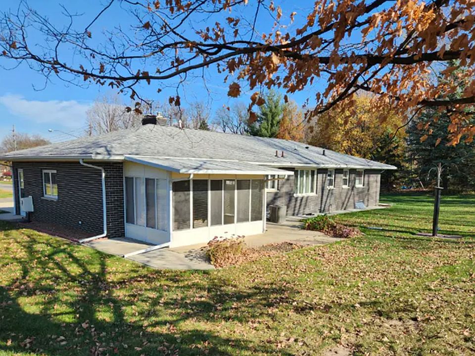 1st image of 5354 Woodfield Ave