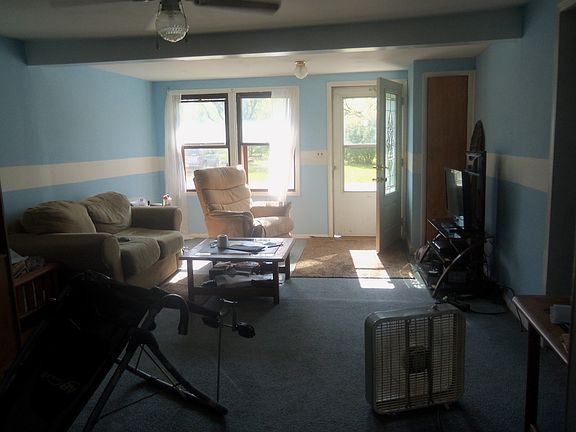 2nd image of 1305 N Sterling St