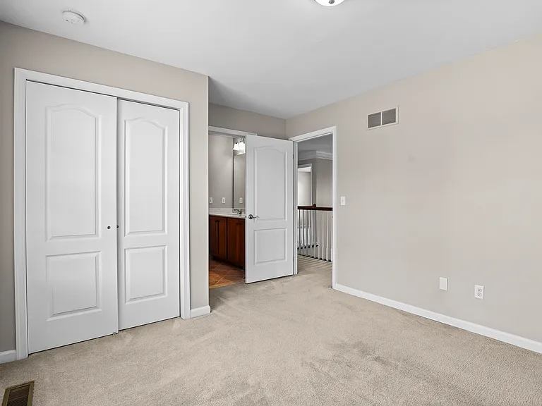 24303 Saybrook Ct — Photo 29