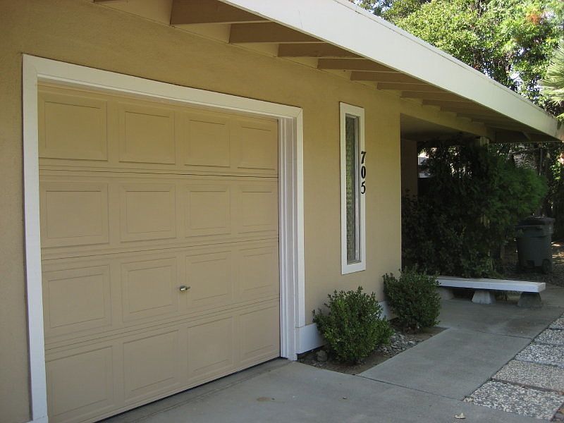 Front of unit with garage