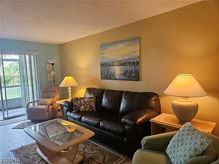 6777 Winkler Rd #168 — Photo 8