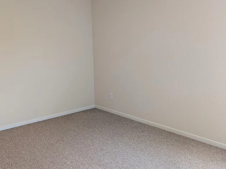 upstairs bedroom #4