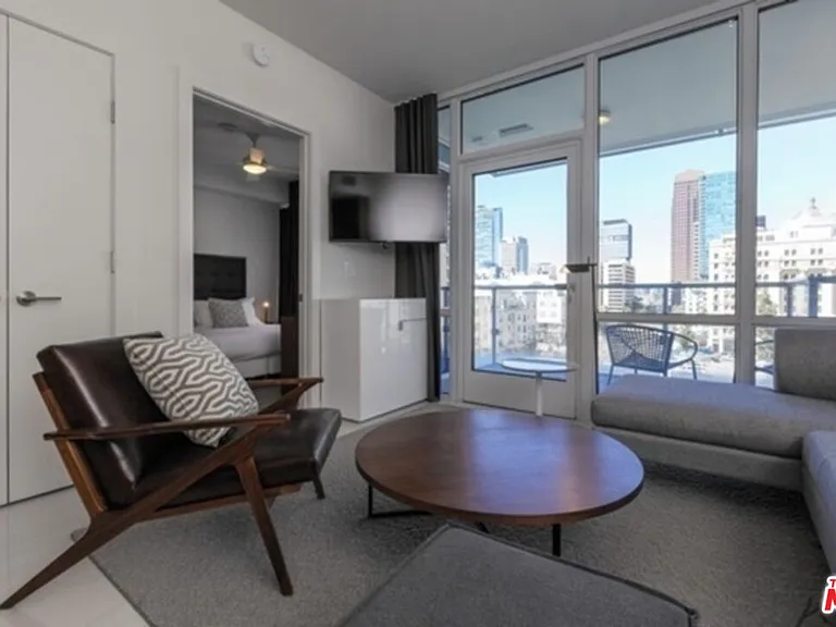 3033 Wilshire Ave #816 — Photo 10