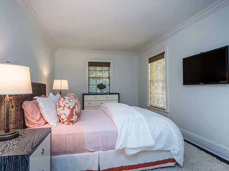 20 Millfarm Ln — Photo 15