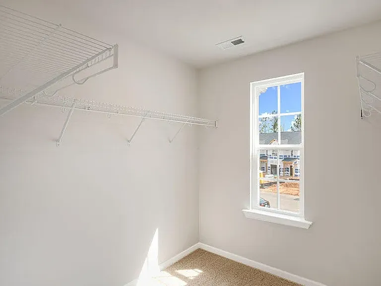 451 David Hill Dr — Photo 14