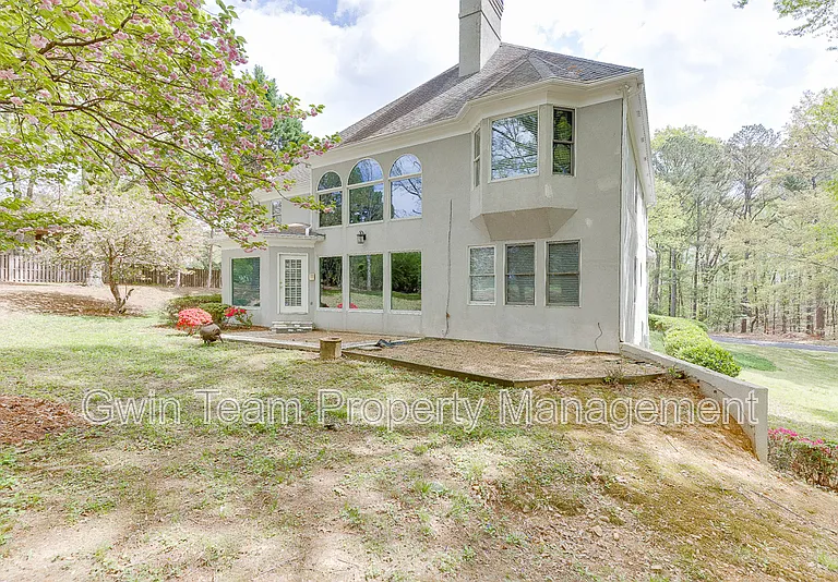 9345 Riverclub Pkwy — Photo 47